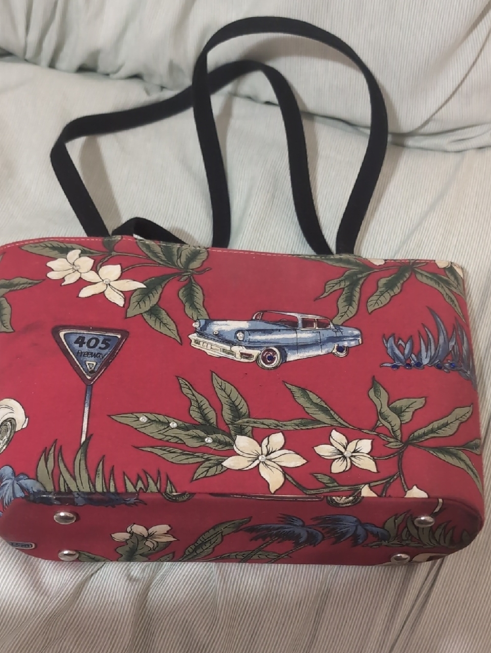 Classic Floral Print Tote Bag in Red